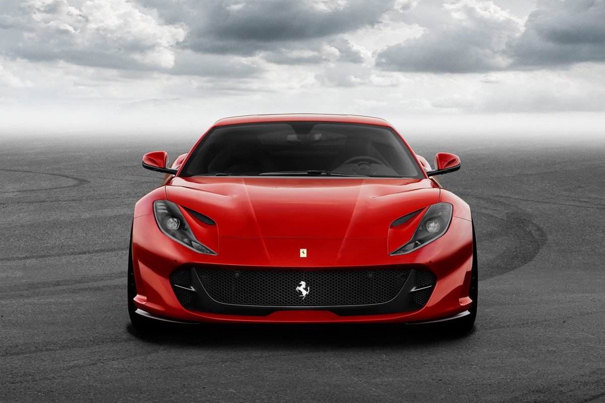 NEWS – Ferrari 812 Superfast